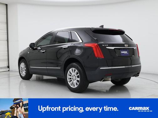 Black 2019 Cadillac XT5