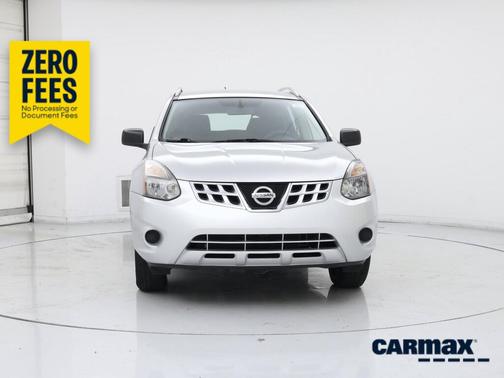 Silver 2015 Nissan Rogue Select S