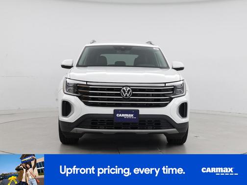 White 2024 Volkswagen Atlas SE w/Tech