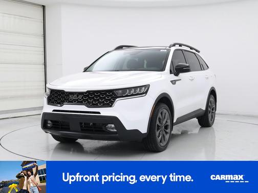 White 2023 Kia Sorento X-Line EX