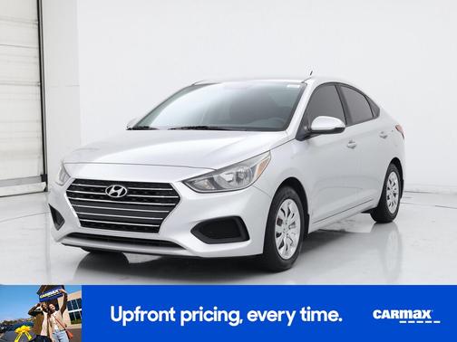 2020 Hyundai Accent SE