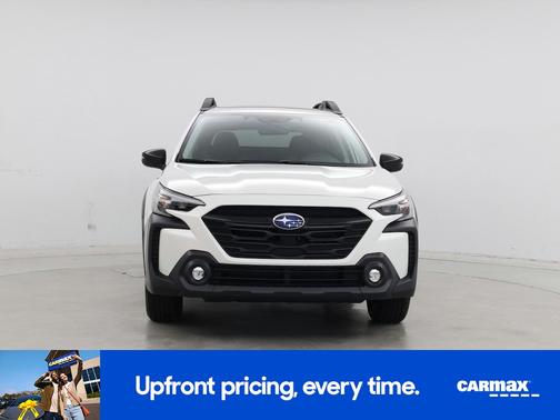 White 2025 Subaru Outback Onyx Edition