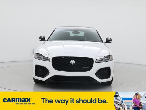 2024 Jaguar XF R-Dynamic SE