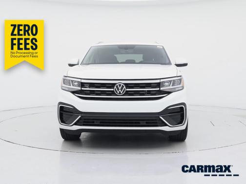 White 2021 Volkswagen Atlas Cross Sport SE w/Tech