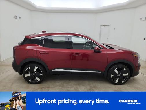 Red 2025 Nissan Kicks SR