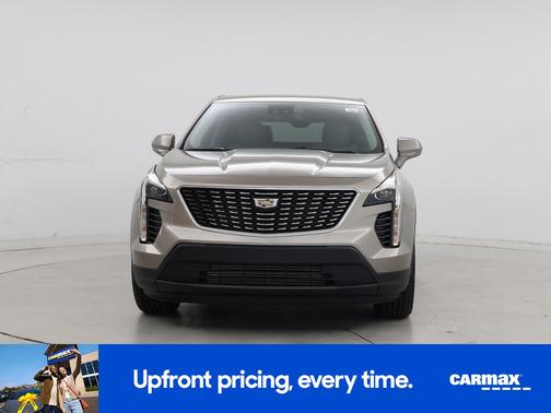 Gold 2023 Cadillac XT4 Luxury