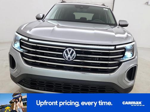 Gray 2024 Volkswagen Atlas SE w/Tech