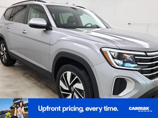 Gray 2024 Volkswagen Atlas SE w/Tech