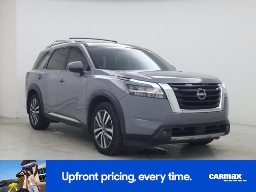 2022 Nissan Pathfinder Platinum