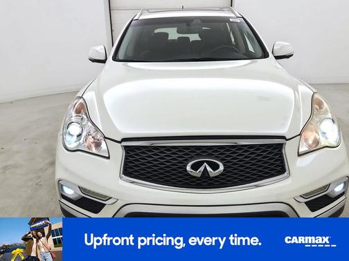 White 2017 INFINITI QX50