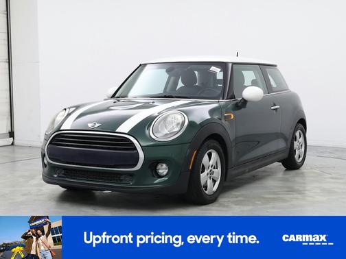 2017 MINI Hardtop Cooper