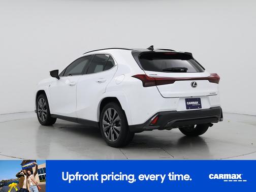 2023 Lexus UX 250h F-SPORT Handling