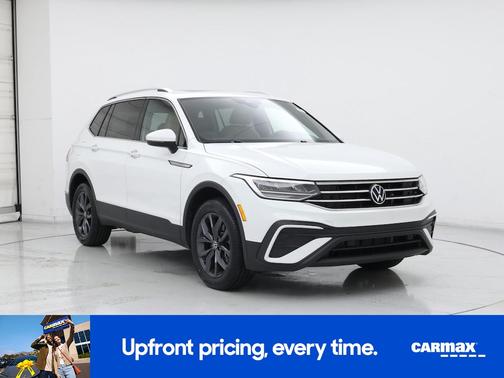 White 2022 Volkswagen Tiguan SE
