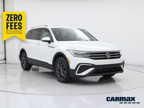 White 2022 Volkswagen Tiguan SE