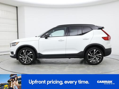 2021 Volvo XC40 T4 R-Design