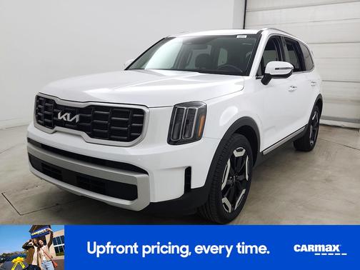 White 2025 Kia Telluride S