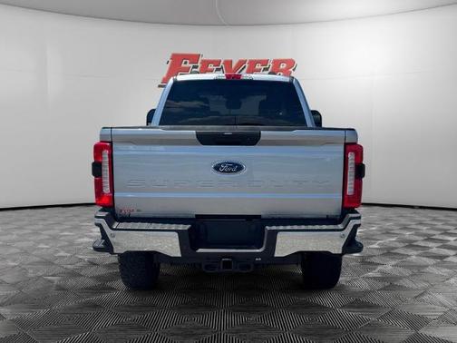 ICONIC SILVER 2023 Ford F-250 XL