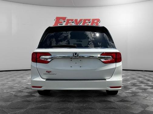 White 2019 Honda Odyssey LX