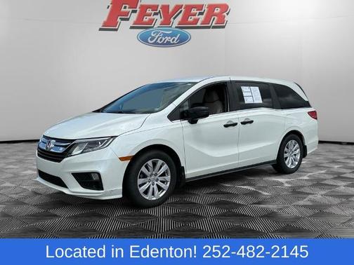 White 2019 Honda Odyssey LX