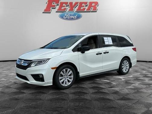 White 2019 Honda Odyssey LX