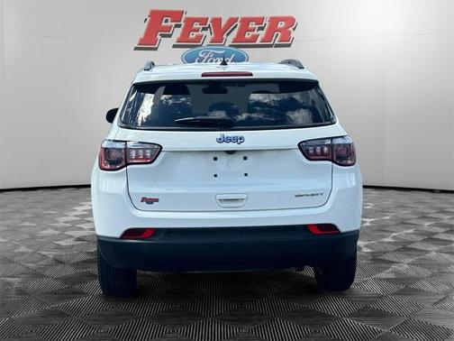 2018 Jeep Compass SPORT