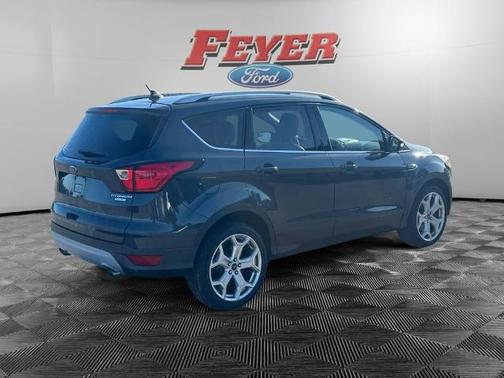 2019 Ford Escape TITANIUM