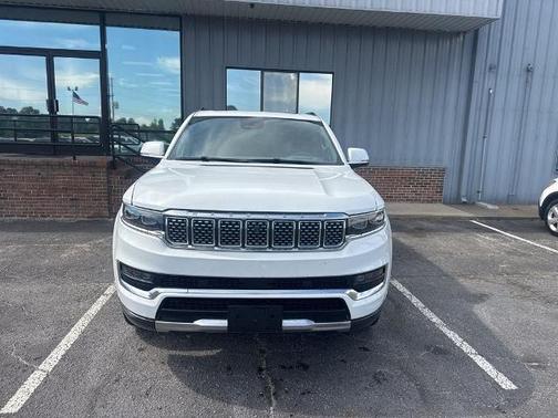 Bright White Clearcoat 2022 Jeep Grand Wagoneer SERIES II