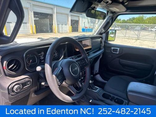 White 2024 Jeep Gladiator RUBICON