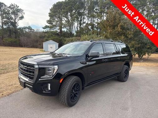 2023 GMC Yukon XL AT4