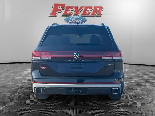 2024 Volkswagen Atlas 2.0T PEAK EDITION SEL