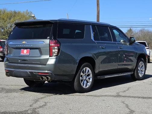 2023 Chevrolet Suburban Premier