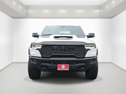 Bright White Clearcoat 2025 RAM 1500 RHO