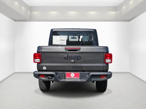 Granite Crystal Clearcoat Metallic 2026 Jeep Gladiator Sport
