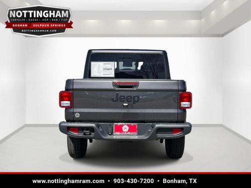 Granite Crystal Clearcoat Metallic 2025 Jeep Gladiator Sport
