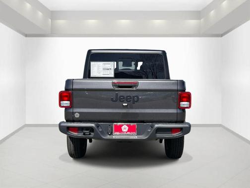 Granite Crystal Clearcoat Metallic 2025 Jeep Gladiator Sport