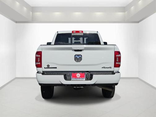 Bright White Clearcoat 2024 RAM 2500 Laramie