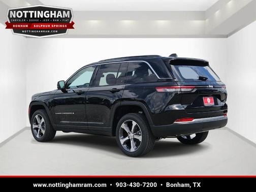 Diamond Black 2026 Jeep Grand Cherokee Limited