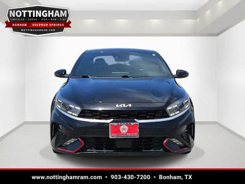 Aurora Black Pearl 2023 Kia Forte GT-Line