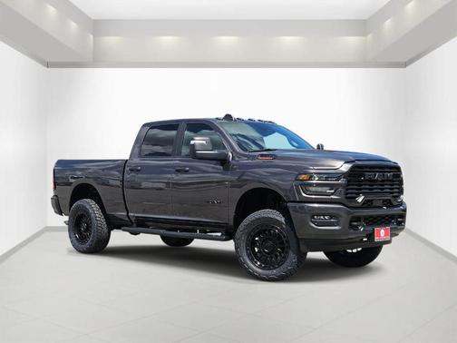 Granite Crystal Clearcoat Metallic 2026 RAM 2500 Big Horn