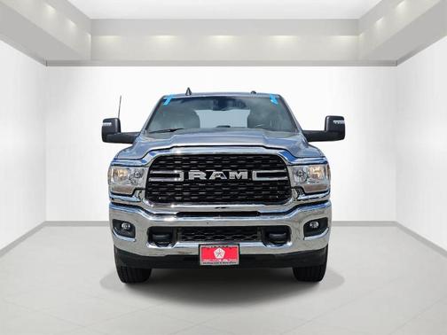 Billet Silver Metallic Clearcoat 2024 RAM 2500 Big Horn