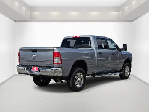 Billet Silver Metallic Clearcoat 2024 RAM 2500 Big Horn