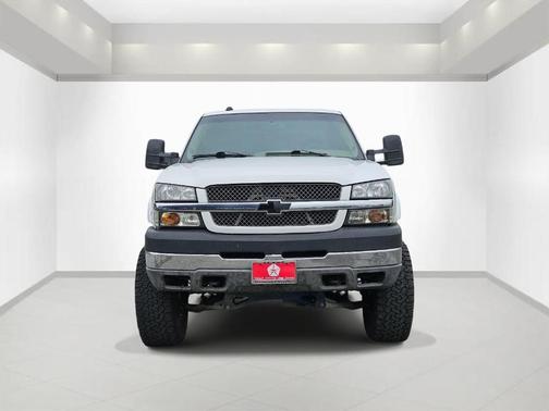 Summit White 2004 Chevrolet Silverado 2500 LS H/D Crew Cab
