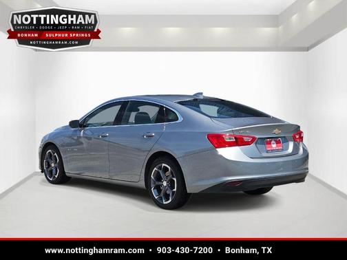 Sterling Gray Metallic 2024 Chevrolet Malibu LT