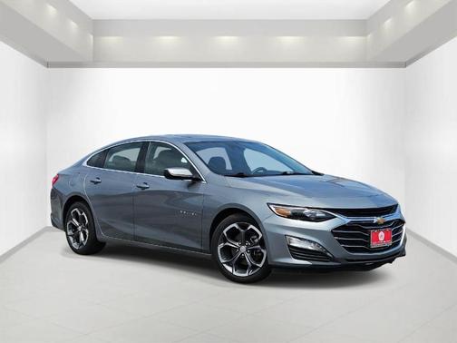 Sterling Gray Metallic 2024 Chevrolet Malibu LT
