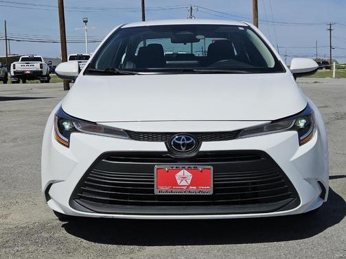 2025 Toyota Corolla LE