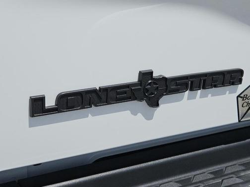 Bright White Clearcoat 2026 RAM 2500 Big Horn