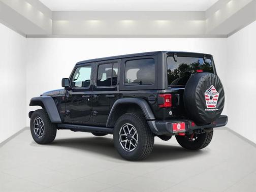 Black Clearcoat 2024 Jeep Wrangler Rubicon