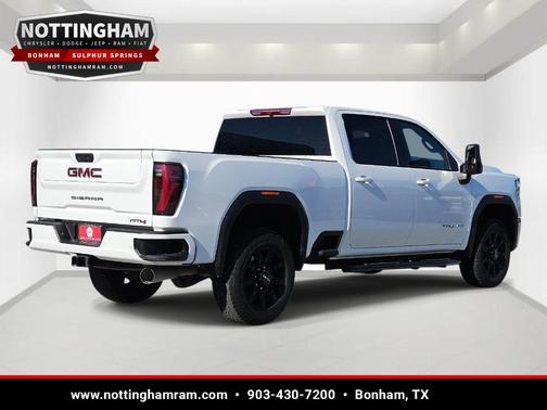 Summit White 2025 GMC Sierra 2500 AT4
