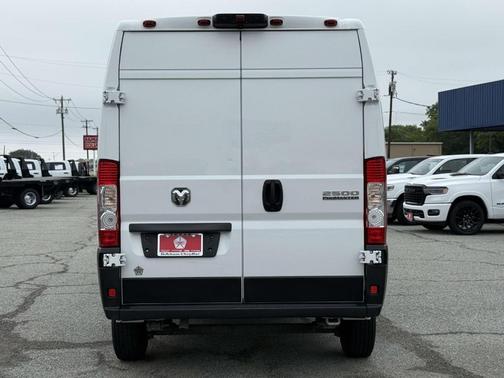 Bright White Clearcoat 2023 RAM ProMaster 2500 High Roof