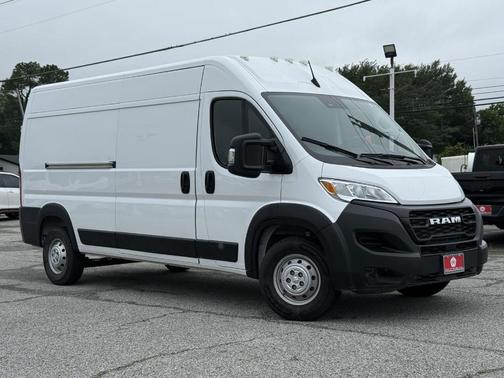 Bright White Clearcoat 2023 RAM ProMaster 2500 High Roof